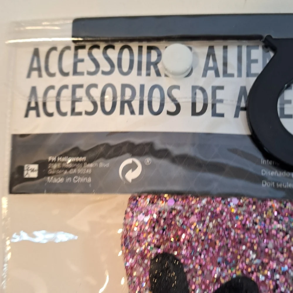 Alien Kit Pink Headband and Choker Set - Picture 9 of 9